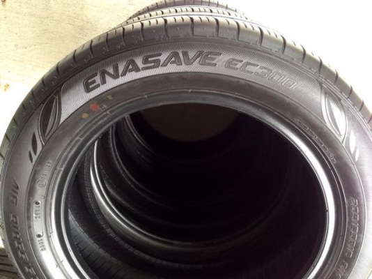 - ขายยาง Dunlop Enasave  205/55/16  ปี14