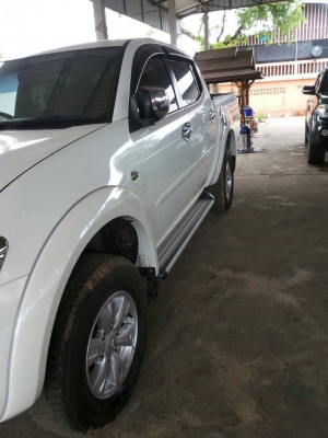 MITSU TRITON 2.5 PLUS 4ตู กียร์ออโต้ ปายปี57 งวด13,700เหลือ 51งวด เปลี้ยนสัญาได้เลยครับ MITSU TRITON 2.5 PLUS 4ตู กียร์ออโต้ ปายปี57 งวด13,700เหลือ 51งวด เปลี้ยนสัญาได้เลยครับ