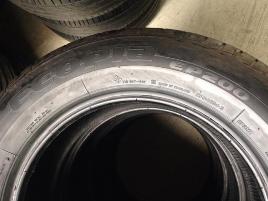 - ขายยาง BRIDGESTONE ep200  215/60/16