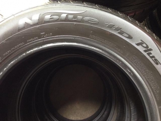 - ขายยาง Roadstone 215/60/16  ปี14