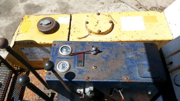 ขายด่วนรถเเม็คโคร KOMATSU PC15-5 รถนอกนำเข้ายังไม่เคยใช้งานเมืองไทยเลย ขายด่วนรถเเม็คโคร KOMATSU PC15-5 รถนอกนำเข้ายังไม่เคยใช้งานเมืองไทยเลย