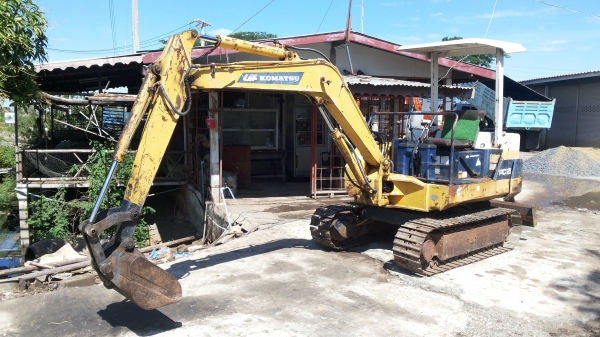ขายด่วนรถเเม็คโคร KOMATSU PC15-5 รถนอกนำเข้ายังไม่เคยใช้งานเมืองไทยเลย ขายด่วนรถเเม็คโคร KOMATSU PC15-5 รถนอกนำเข้ายังไม่เคยใช้งานเมืองไทยเลย