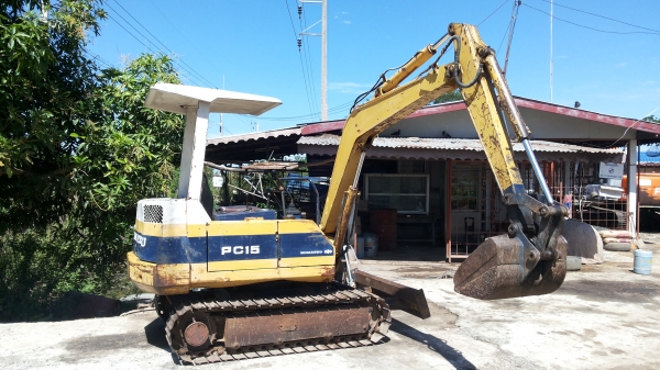 ขายด่วนรถเเม็คโคร KOMATSU PC15-5 รถนอกนำเข้ายังไม่เคยใช้งานเมืองไทยเลย ขายด่วนรถเเม็คโคร KOMATSU PC15-5 รถนอกนำเข้ายังไม่เคยใช้งานเมืองไทยเลย