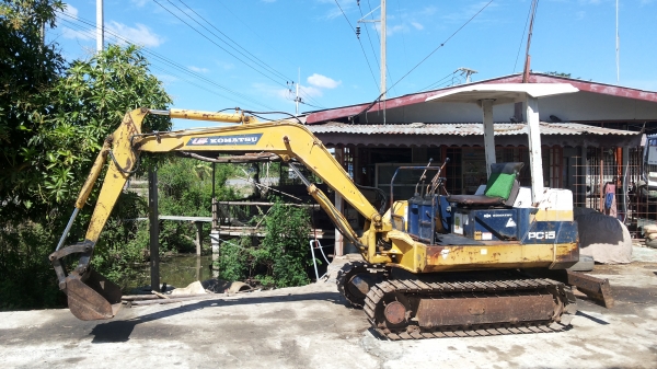 ขายด่วนรถเเม็คโคร KOMATSU PC15-5 รถนอกนำเข้ายังไม่เคยใช้งานเมืองไทยเลย ขายด่วนรถเเม็คโคร KOMATSU PC15-5 รถนอกนำเข้ายังไม่เคยใช้งานเมืองไทยเลย