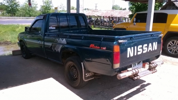 ขายกระบะ NISSAN ตอนเดียว สภาพสวยบางเดิม เครื่องฝาแดง BD25 คัสซีสวยตลอดเส้น แอร์เย็น ทะเบียนพร้อมโอนครับ
