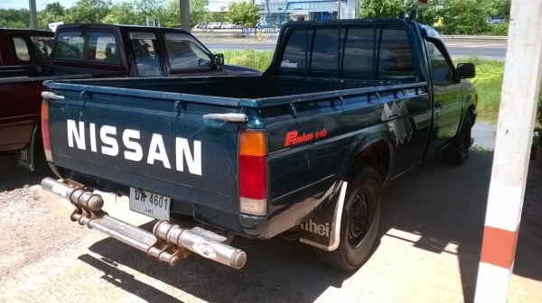 ขายกระบะ NISSAN ตอนเดียว สภาพสวยบางเดิม เครื่องฝาแดง BD25 คัสซีสวยตลอดเส้น แอร์เย็น ทะเบียนพร้อมโอนครับ