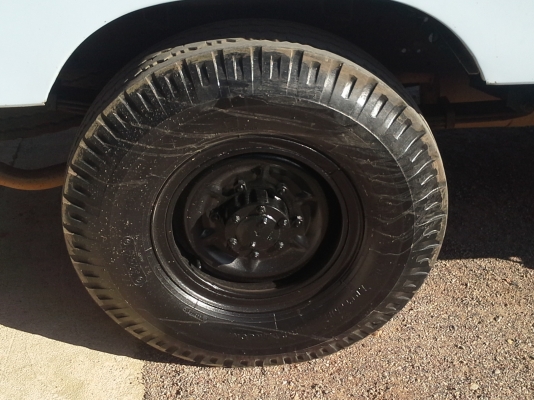 ISUZU4ล้อ รถห้างแท้ปี42 เครื่องดี ครัทซีสวย วิ่งน้อย พร้อมใช้งาน  ขาย 350,000 บาท (ศุภากร 081-4252943)