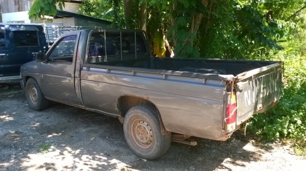 ขายรถกระบะ NISSAN ตอนเดียว ปี 1993/2536 เครื่อง BD25 ฝาแดงมันแน่นไม่หลวม คัสซีมีปะนิดหน่อย มีคอมแอร์ ทะเบียนพร้อมโอนครับ ขายรถกระบะ NISSAN ตอนเดียว ปี 1993/2536 เครื่อง BD25 ฝาแดงมันแน่นไม่หลวม คัสซีมีปะนิดหน่อย มีคอมแอร์ ทะเบียนพร้อมโอนครับ