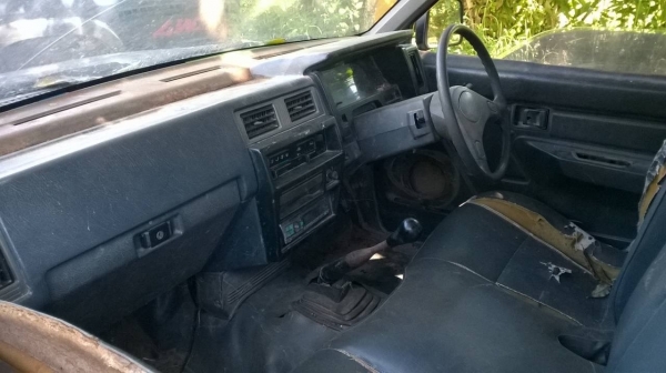 ขายรถกระบะ NISSAN ตอนเดียว ปี 1993/2536 เครื่อง BD25 ฝาแดงมันแน่นไม่หลวม คัสซีมีปะนิดหน่อย มีคอมแอร์ ทะเบียนพร้อมโอนครับ ขายรถกระบะ NISSAN ตอนเดียว ปี 1993/2536 เครื่อง BD25 ฝาแดงมันแน่นไม่หลวม คัสซีมีปะนิดหน่อย มีคอมแอร์ ทะเบียนพร้อมโอนครับ