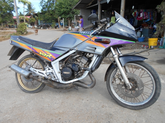 ขายวี.อา.สภาพดีสีเครื่องโชกน้าหลังยางดีเครื่องแน่น 5000 บาท