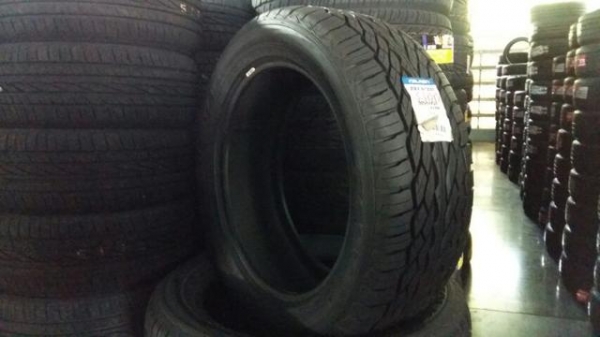 ขายยางใหม่ FALKEN TZ05 265/50-20 เส้นละ 5500