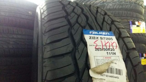 ขายยางใหม่ FALKEN TZ05 265/50-20 เส้นละ 5500