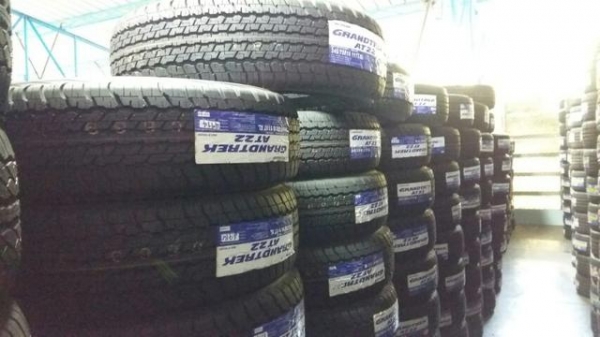 ขายยางใหม่ DUNLOP GRANDTREK AT22 245/70-16 เส้นละ 3900