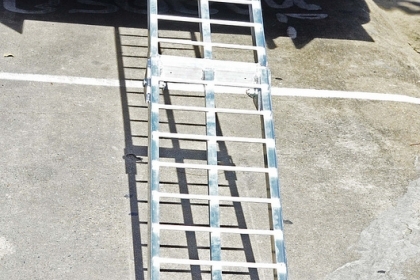 ของ Lot ใหม่จะเข้าแล้ว  บันไดอลูมิเนียม  ขึ้น รถ มอไซ โปรโมชั่นเพียง 2800 บาท ลดจาก 48**  จำนวนจำกัดของเข้าแล้วครับ บันได ขึ้น รถ มอไซ โปรโมชั่นเพียง 3800 บาท ลดจาก 4800  ถูกที่สุด