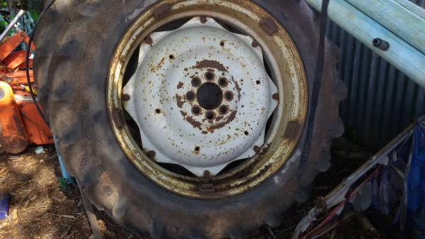 ขายยางพร้อมกะทะ