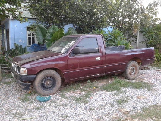 ขาย ISUZU TFR 87 ปี 1991/2534 เครื่องดี มีแอร์ คัสซีมีปะด้านซ้ายนิดหน่อย ทะเบียนพร้อมโอน