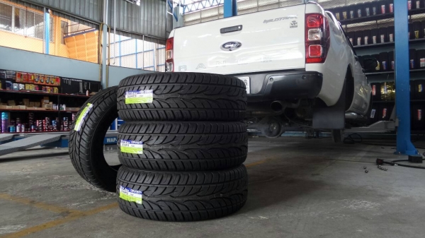 ขายยางใหม่ FALKEN TZ01 265/60R18 เส้นละ 4750