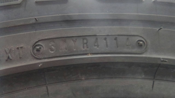 ขายยางใหม่ FALKEN TZ01 265/60R18 เส้นละ 4750