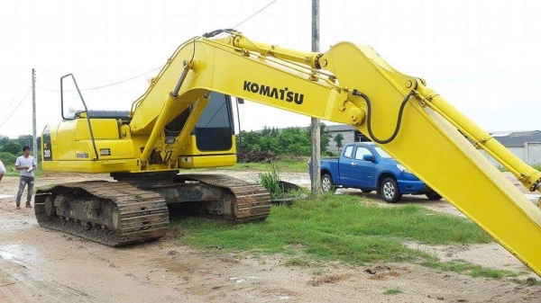 ขาย Komatsu PC200 รุ่น 8 ราคา 1,750,000 ขาย Komatsu PC200 รุ่น 8 ราคา 1,750,000