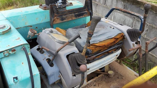 ขาย Komatsu Pc25-1 ราคา 200,000 บาท(ต่อรอง)