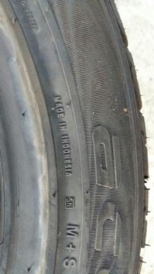 ขายยางใหม่ ACCELERA IOTA 255/50-19 เส้นละ 4500