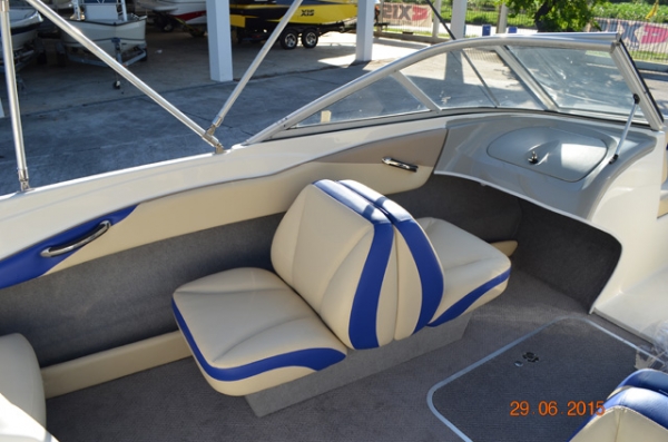 Bayliner 185 Capri 2006 3.0L w/trailer, bimini.