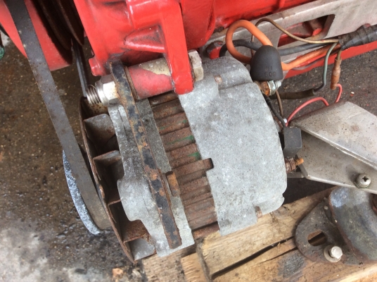 ขายด่วน เครื่องเรือดีเซล 6 สูบ เมอร์คิวเซอร์