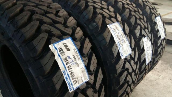 ขายยางใหม่ TOYO OPEN COUNTRY M/T 265/75-16 เส้นละ 6500