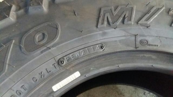 ขายยางใหม่ TOYO OPEN COUNTRY M/T 265/75-16 เส้นละ 6500