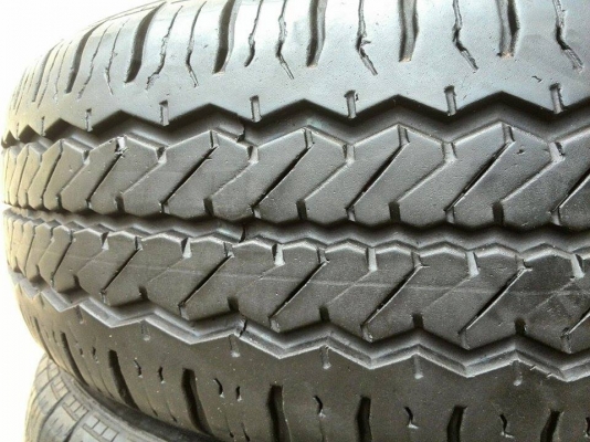 ขายยาง Hankook 215-70-16 ปี11คู่ - ปี13 คู่ ดอกสวย