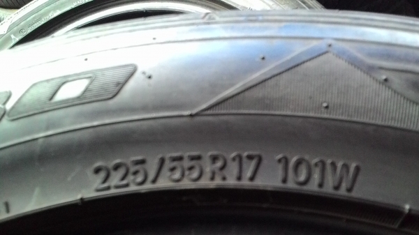 225/55R17 NITTO NT420S มี 2 เส้น tel.081-427-3941