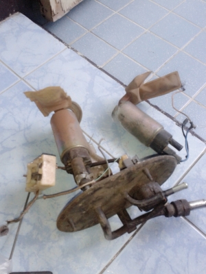 ขายปั้มติ๊กใส่โตโยต้าอัลติสหรือสามห่วงใด้คับ2ปั้ม500คับ