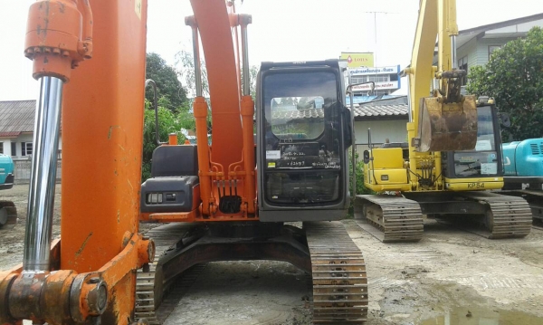 ขายด่วน HITACHI ZX 120  เก่า ญี่ปุ่น มาใหม่    สภาพสวย  พร้อมใช้งาน  ราคากันเอง โทร 089- 3818694  ดวงนภา  เตียวตระกูล