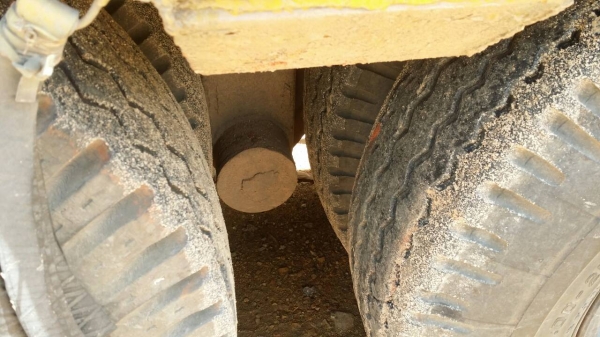 รถอีซูซุ 10 ล้อ หัวลาก 240 แรงม้า.  ( นางฟ้าแท้. )  ,  ( มีขาย 3 รายการ. )       สนใจติดต่อ  081 - 6079515