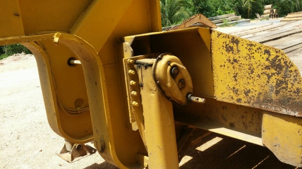 รถอีซูซุ 10 ล้อ หัวลาก 240 แรงม้า.  ( นางฟ้าแท้. )  ,  ( มีขาย 3 รายการ. )       สนใจติดต่อ  081 - 6079515