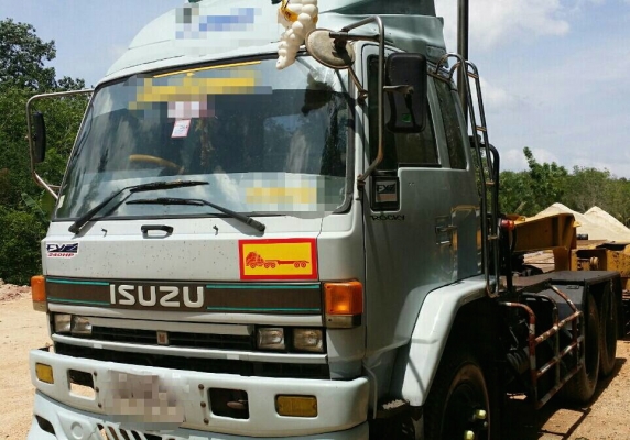 รถอีซูซุ 10 ล้อ หัวลาก 240 แรงม้า.  ( นางฟ้าแท้. )  ,  ( มีขาย 3 รายการ. )       สนใจติดต่อ  081 - 6079515