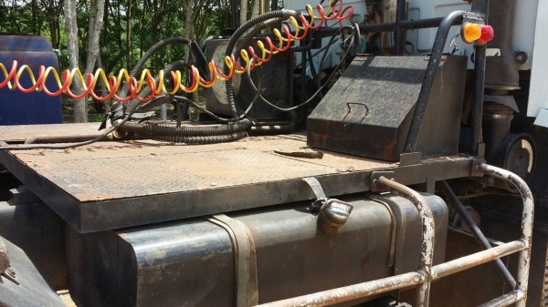 รถอีซูซุ 10 ล้อ หัวลาก 240 แรงม้า.  ( นางฟ้าแท้. )  ,  ( มีขาย 3 รายการ. )       สนใจติดต่อ  081 - 6079515