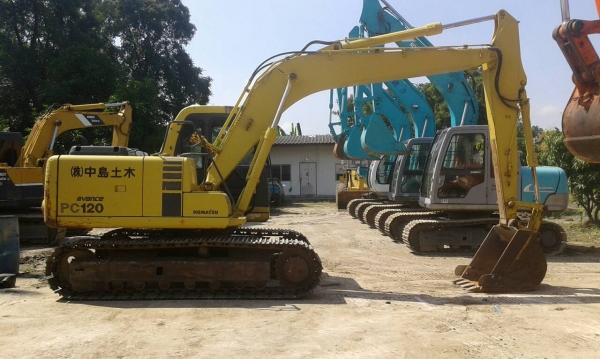 มาแล้วจ้า KOMATSU PC120-6E เก่าญี่ปุ่น สภาพสวยมากๆๆ  เดิมๆๆไม่บิ้ว  สนใจโทร  089-3818694  ดวงนภา  เตียวตระกูล