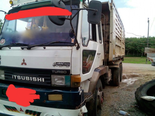 รถมิตซู 10 ล้อดั้ม FN528  /  220 แรงม้า.     สนใจติดต่อ  081 - 6079515