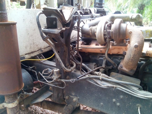 รถมิตซู 10 ล้อ หัวลาก FN527 - TC  /  220  แรงม้า.  ( ขาย แม่ , ลูก. )        สนใจติดต่อ  081 - 6079515