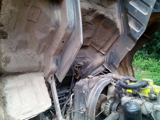 รถมิตซู 10 ล้อ หัวลาก FN527 - TC  /  220  แรงม้า.  ( ขาย แม่ , ลูก. )        สนใจติดต่อ  081 - 6079515