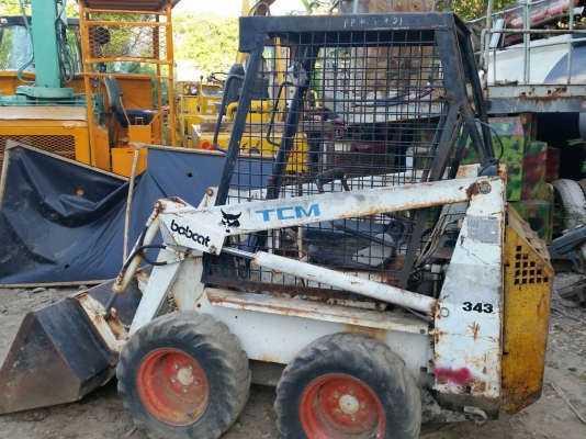 รถตัก bobcat ใช้ตักดิน มูลสัตว์ได้ ยี่ห้อ TCM เครื่อง KUBOTA 2สูบ ดีเชล ราคา 98,000บาท รถตัก bobcat ใช้ตักดิน มูลสัตว์ได้ ยี่ห้อ TCM เครื่อง KUBOTA 2สูบ ดีเชล ราคา 98,000บาท