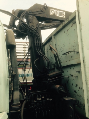 ขายรถ10ล้อเครื่อง195แรง1เพลารถห้าง ติดเครนคีบเหล็ก