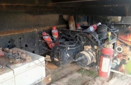 ISUZU DECA 195 HP 6HE1 หกล้อดั๊มพ์ กระบะดั๊มพ์เหล็ก 5 ตันความยาว 3.60 เมตรสวยสภาพดีพร้อมบรรทุกหนักได้เลยครับ เครื่องแรงดีไม่เยิ้ม ภายในเก๋งคอนโซลสวยครบ แอร์เย็น พวงมาลัยเพาเวอร์ ระบบเบรคทริ๊ปฟี้ครบครัน ช่วงล่างแน่นดีคัชซีสวย ยาง 8.25 ขอบ 16 สภาพดีประมาณ 6