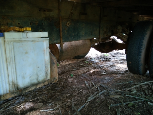 ขาย 6 ล้อ isuzu พวงมาลัยพาวเวอร์ ทะเบียนไม่ขาด เครื่องดี