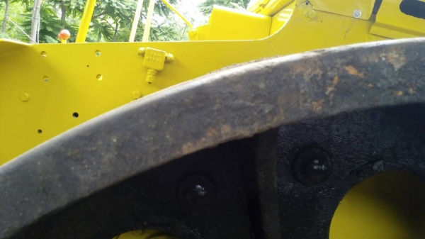 ต้องการขายรถบด 3 ล้อเหล็ก ยี่ห้อ SAKAI รุ่น KD10