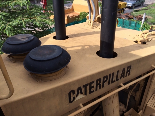 ต้องการขายรถแทรกเตอร์ D10 ครับ ต้องการขายรถแทรกเตอร์ D10 ครับ