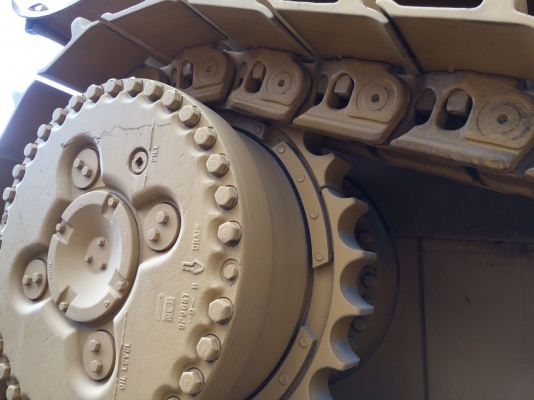 ต้องการขายรถแทรกเตอร์ D10 ครับ ต้องการขายรถแทรกเตอร์ D10 ครับ