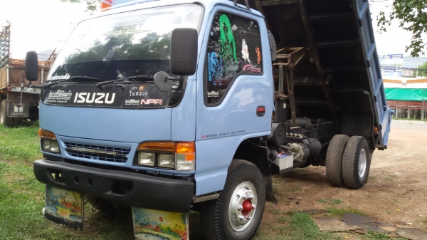 ขายหกล้อดั้มพ์ ISUZU-NPR66LX5T-4HF1-120 ฝาขาวปี42 แอร์ เพาเวอร์ เอฟหน้า-หลัง ดั้มสามมิตร