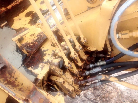 **2,600,000 บ.ต่อรอง/// เกรดเดอร์ ใบ14ฟุต CAT *5MD* 140G **ขาย GRADER CAT-140G *5MD* รถเกรดเดอร์ ใบมีด 14ฟุต เอวแข็ง สภาพสวยๆ MOTOR GRADER CATERPILLA *5MD* 140G ปี1994 ซีเรียลสูง S/N.*5MD03168* เครื่องเดิม ปั้มเดิม เครื่องCAT3306-Turbo 6สูบ 150HP เครื่องด